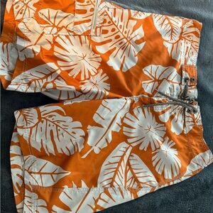 Columbia Gray and Orange Patterned Shorts